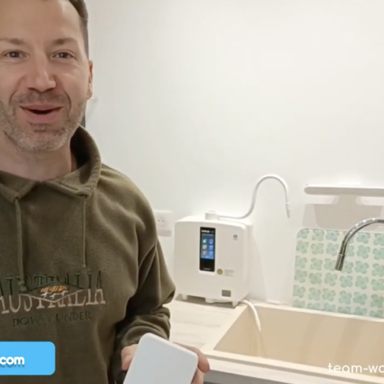 Installation fontaine Kangen robinet cuisine branchement guide etapes