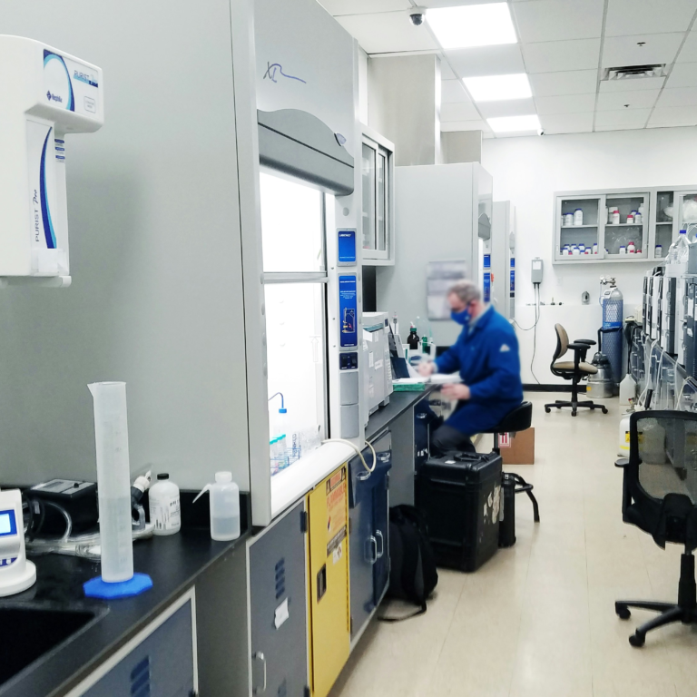 Laboratoire scientifique recherche sur l'eau ERW electrolysee reduite