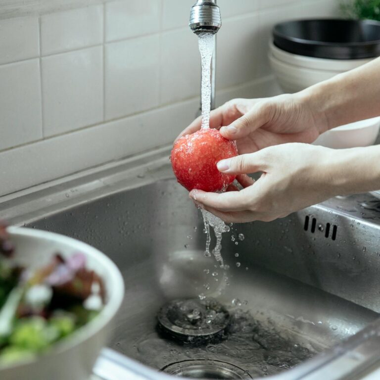 Pesticides fruits - nettoyage fruits et legumes a l'eau
